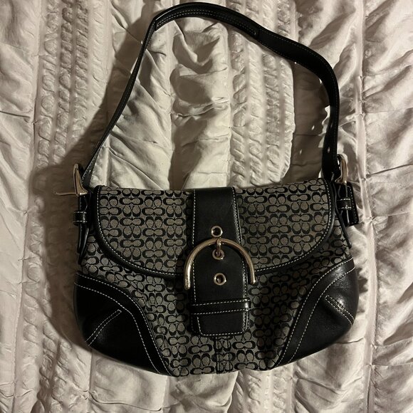 vintage Coach Soho Flap bag in signature jacquard and black leather. - Picture 1 of 2